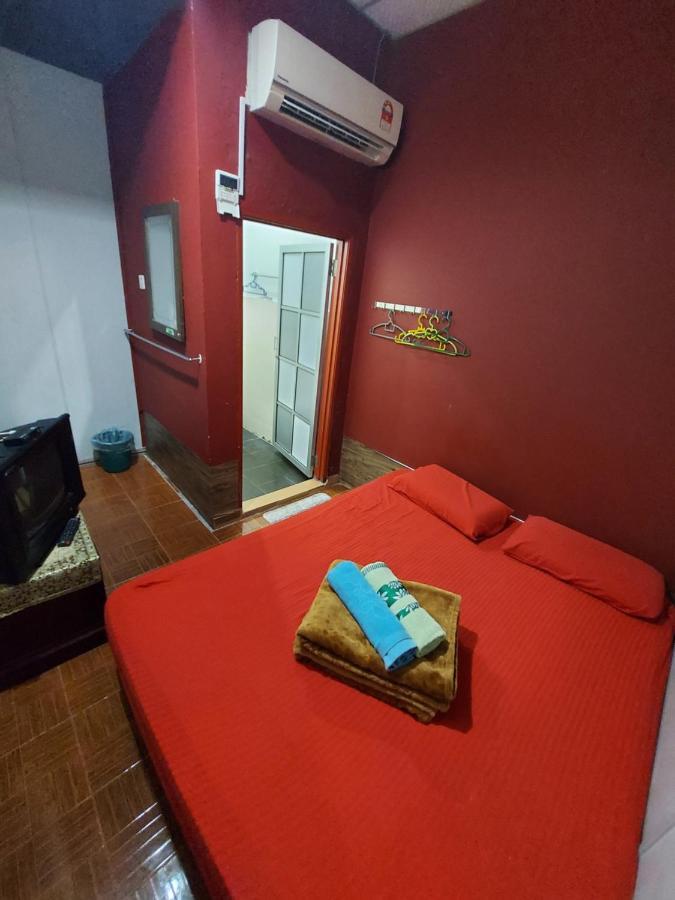 Nabil Nabila Motel Kuah Buitenkant foto